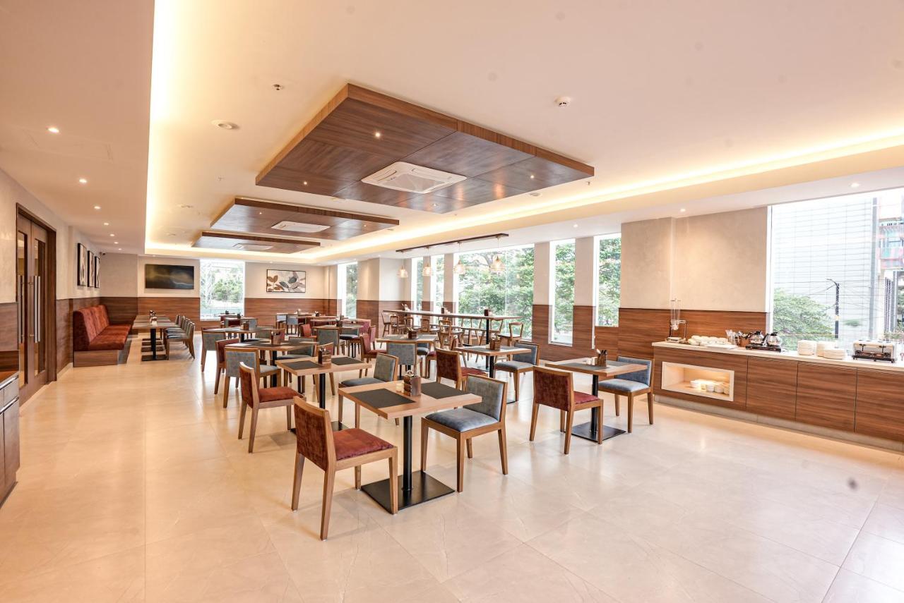 Hotel The Sulit Whitefield Bangalore Exterior foto