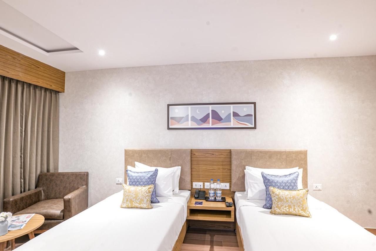Hotel The Sulit Whitefield Bangalore Exterior foto
